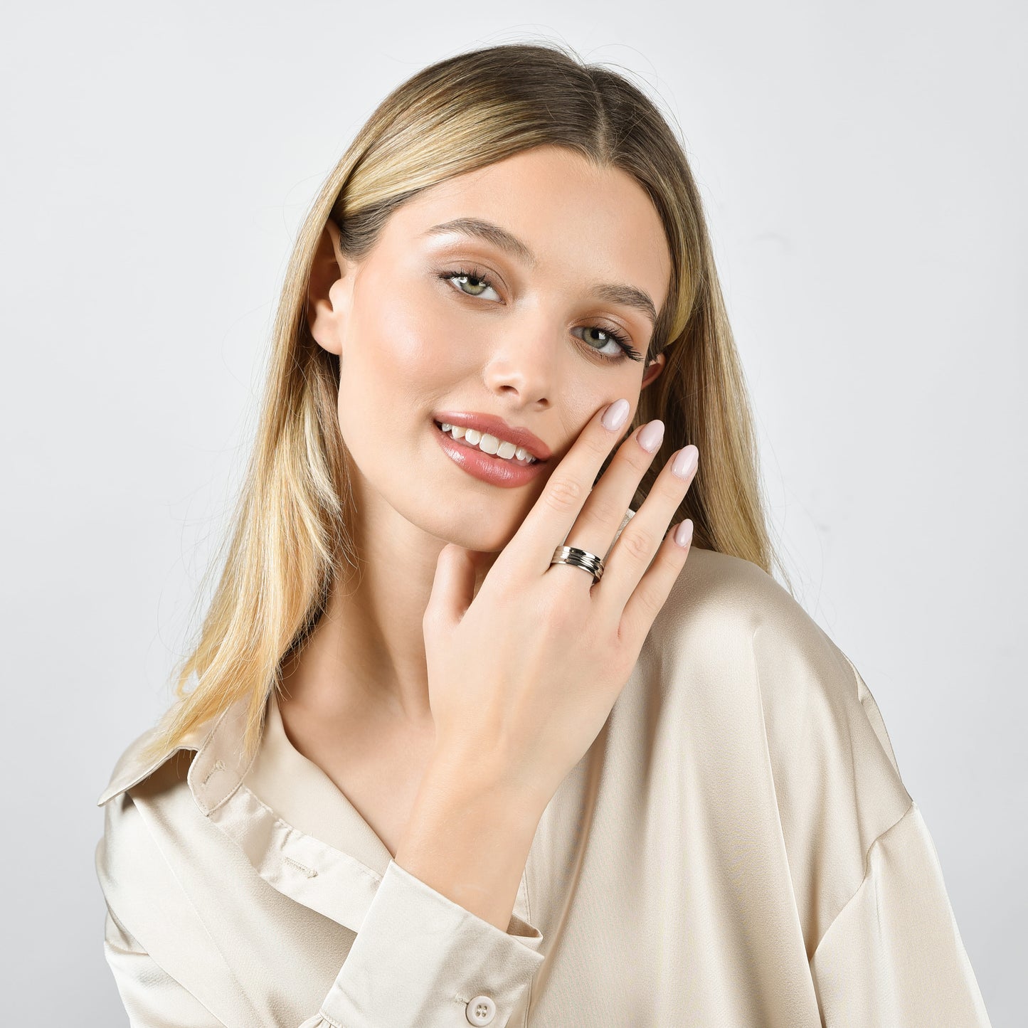 ANILLO DE NUDO DE ACERO PARA HOMBRES