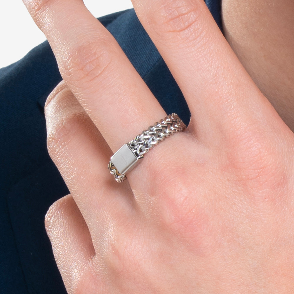 ANILLO HOMBRE DE ACERO