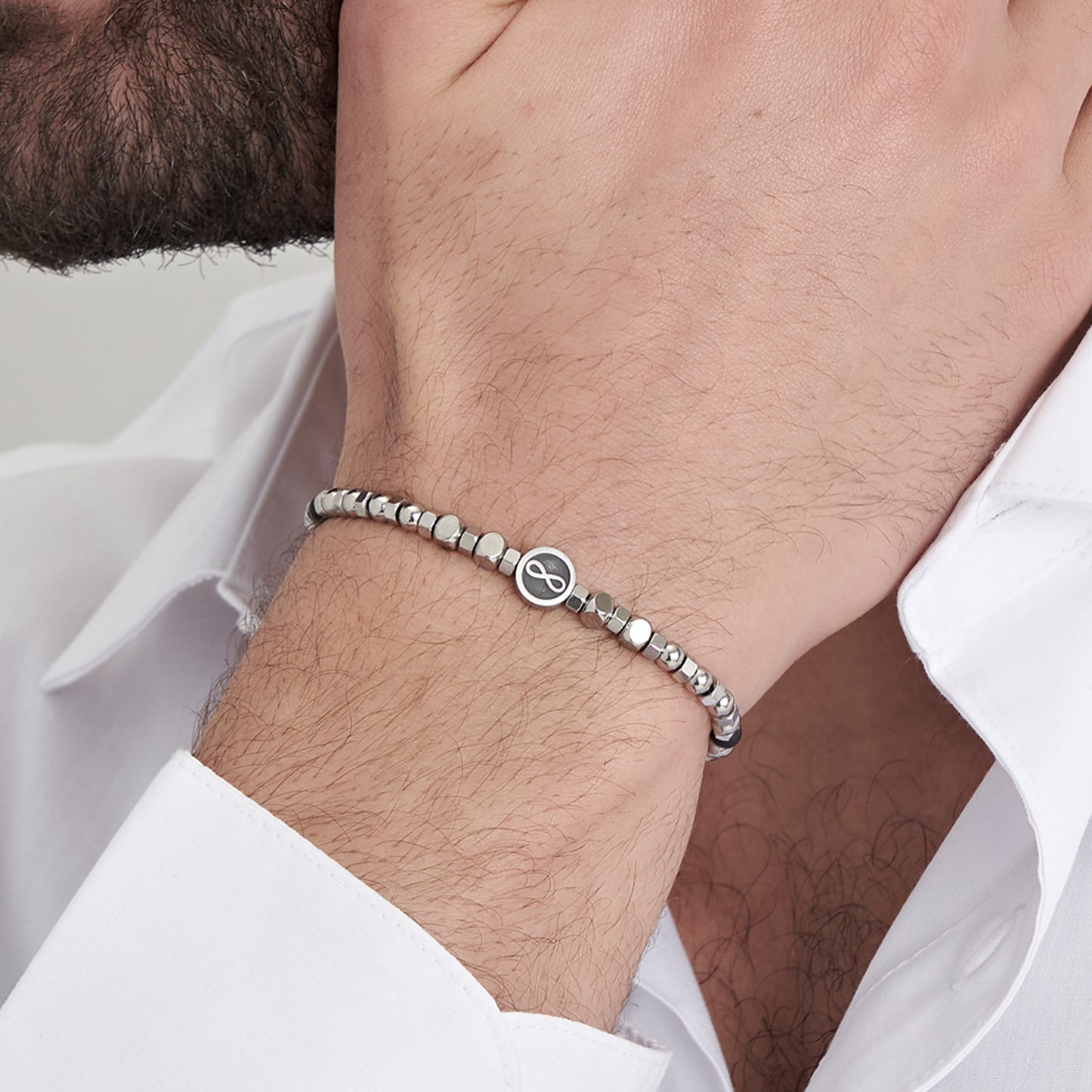 PULSERA DE ACERO PARA HOMBRE CON ÁGATA NEGRA E INFINITO
