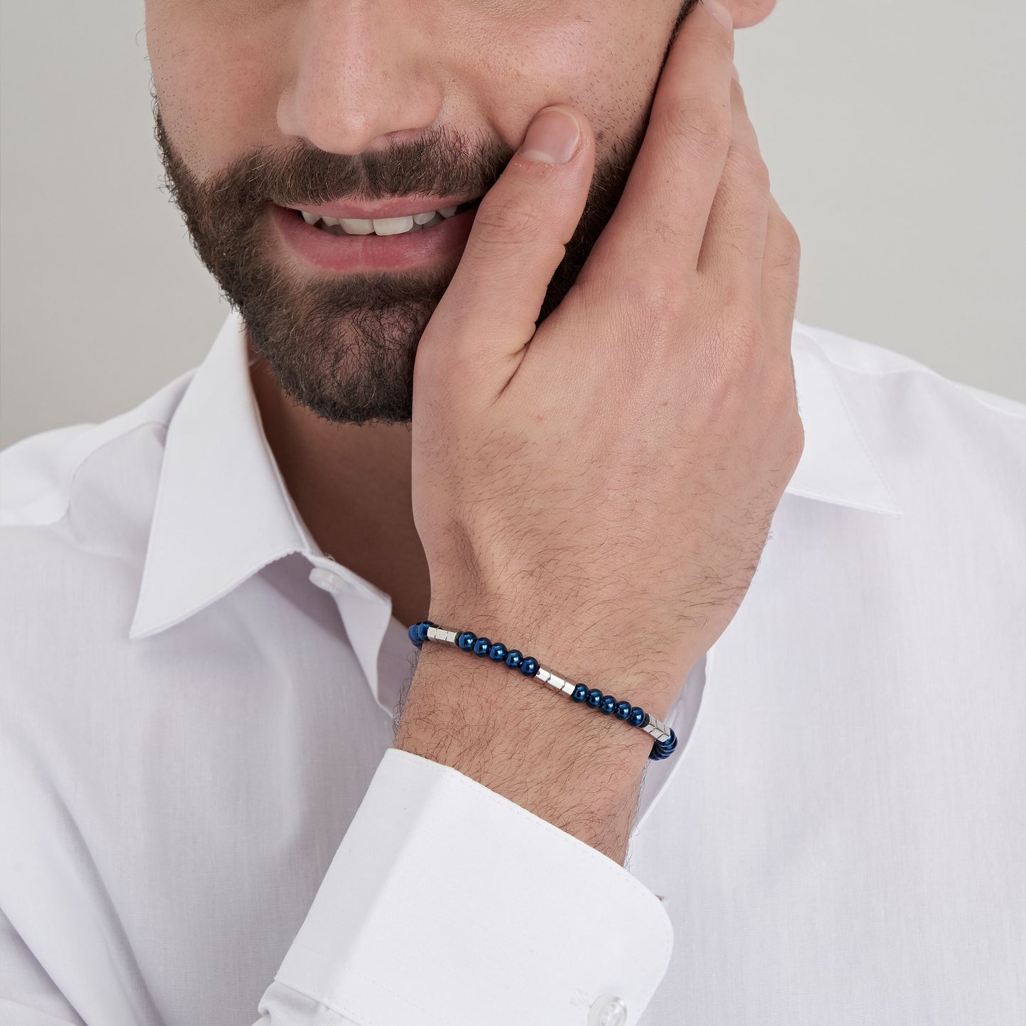 PULSERA DE ACERO PARA HOMBRE CON PIEDRAS AZULES Y ELEMENTOS DE ACERO