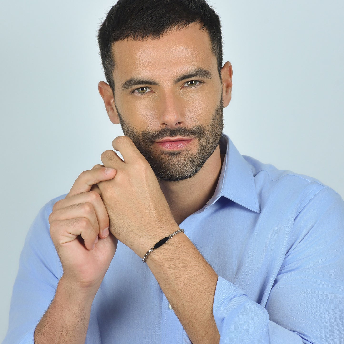 BRAZALETE DE ACERO PARA HOMBRE CON ELEMENTO IP NEGRO