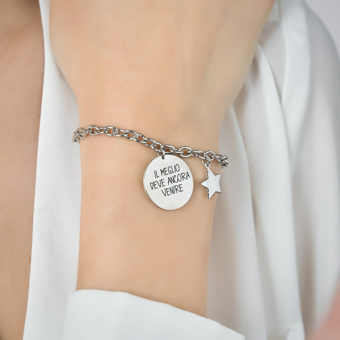 BRAZALETE DE ACERO 18 PARA MUJER LO MEJOR ESTÁ POR LLEGAR