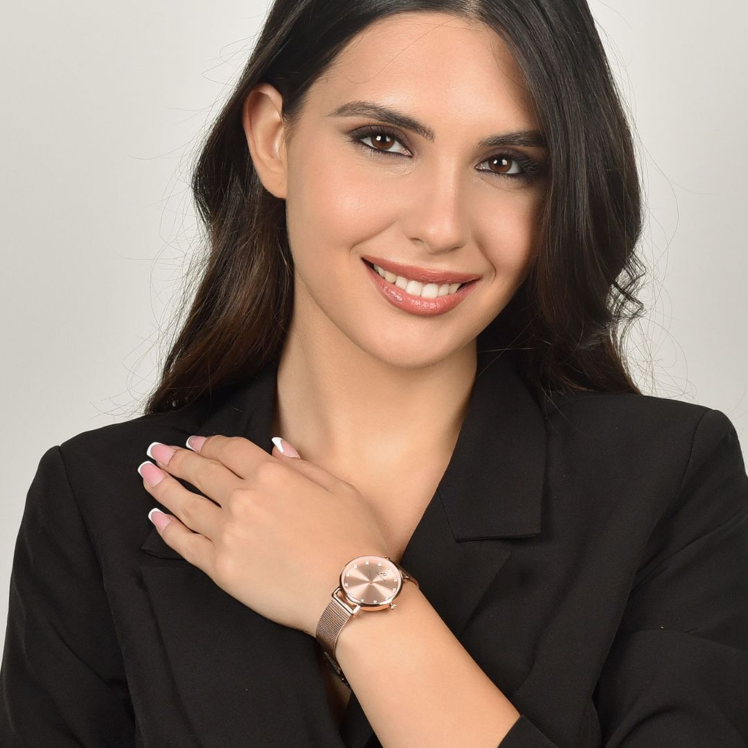 RELOJ DE MUJER CON CAJA DE ACERO ROSA