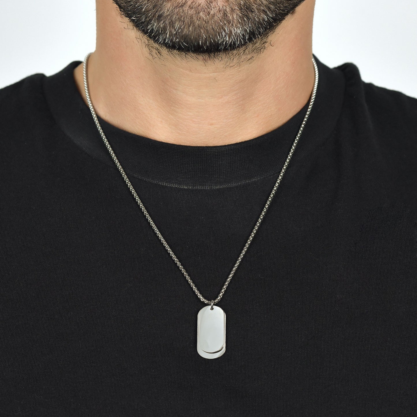 COLLAR DE HOMBRE DE ACERO CON PLACAS DE PLATA