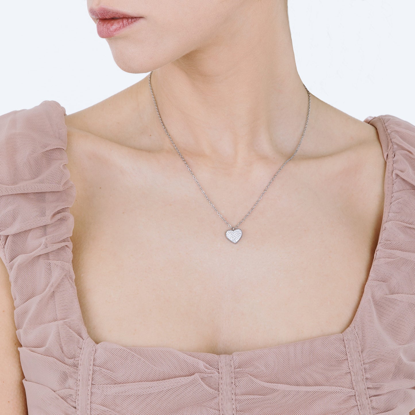 COLLAR DE ACERO PARA MUJER CON CORAZÓN Y CRISTALES BLANCOS