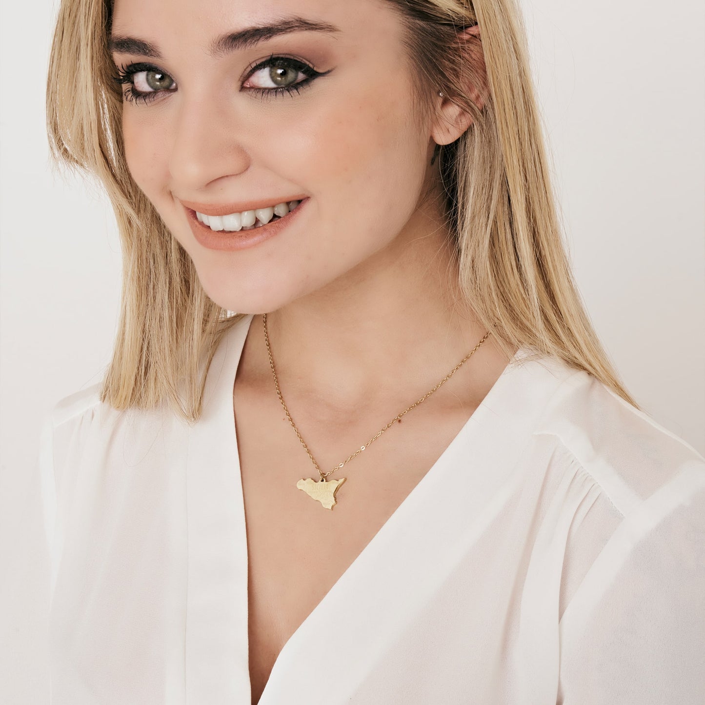 COLLAR DE ACERO IP ORO SICILIA