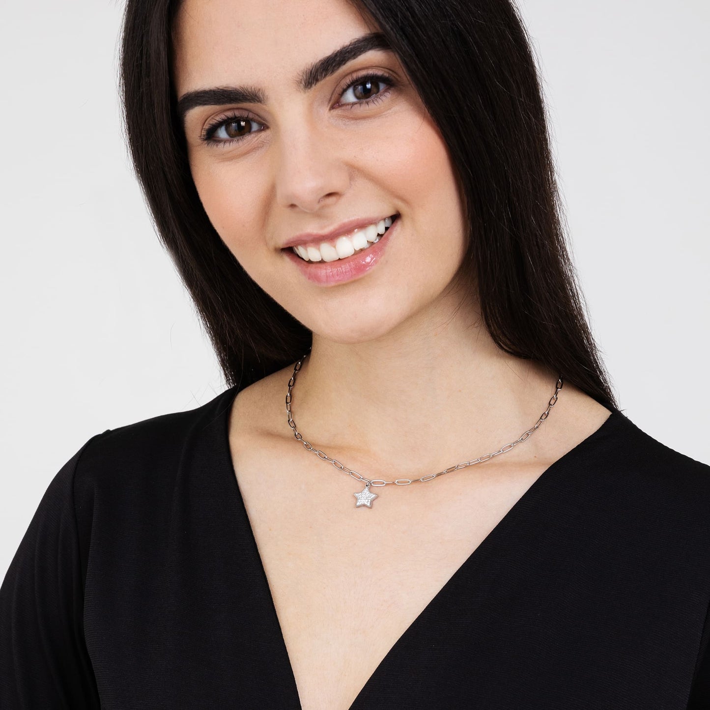 COLLAR DE ACERO PARA MUJER CON ESTRELLA Y CRISTALES BLANCOS Y CADENA DE ESLABONES