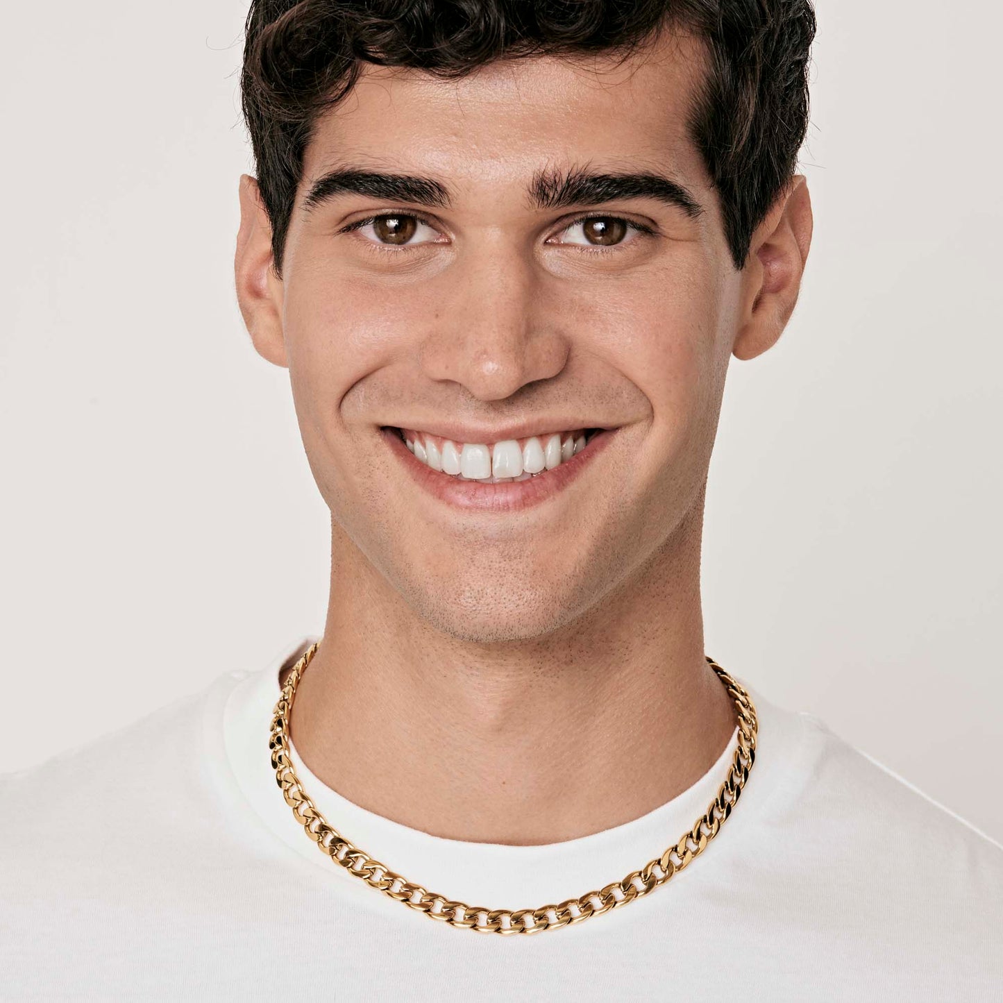 COLLAR DE ACERO PARA HOMBRES CON ESLABONES DE 9 MM