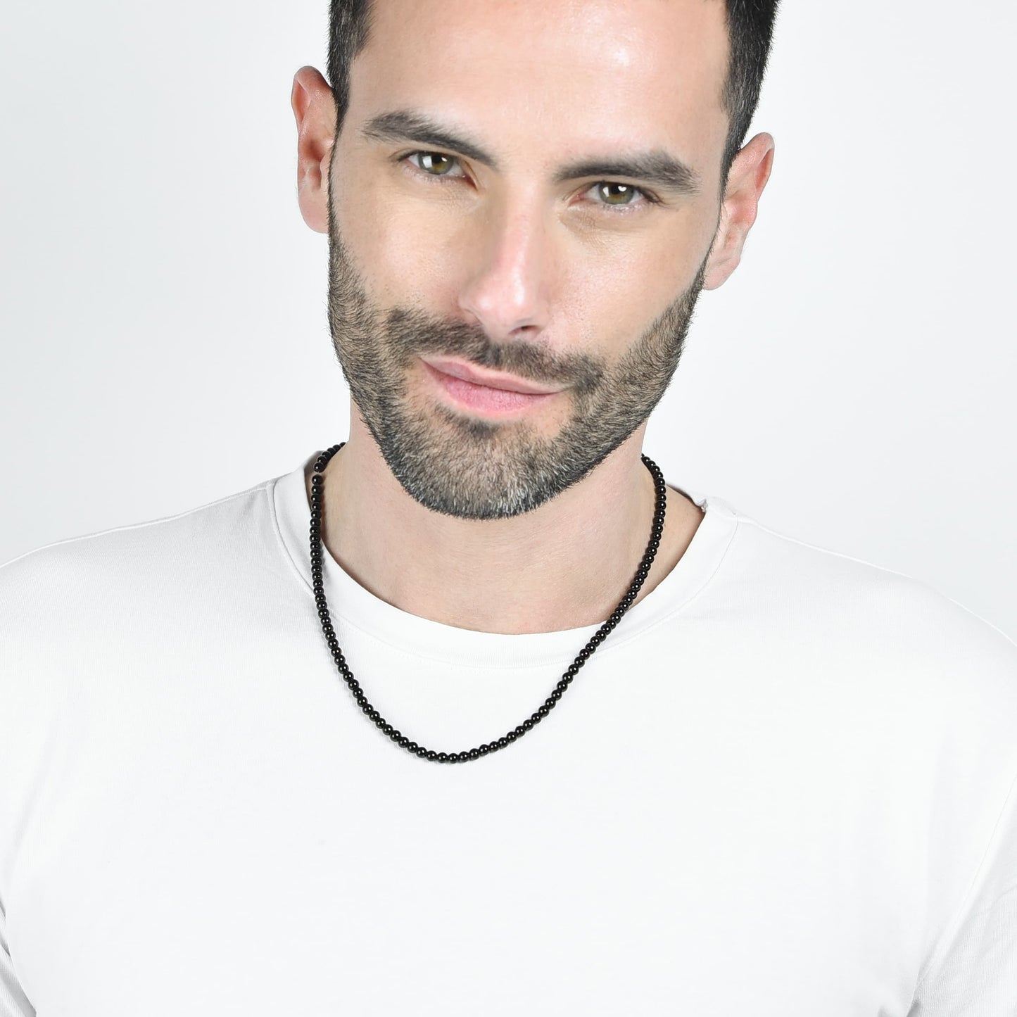 COLLAR DE HOMBRE DE ACERO CON PERLAS NEGRAS