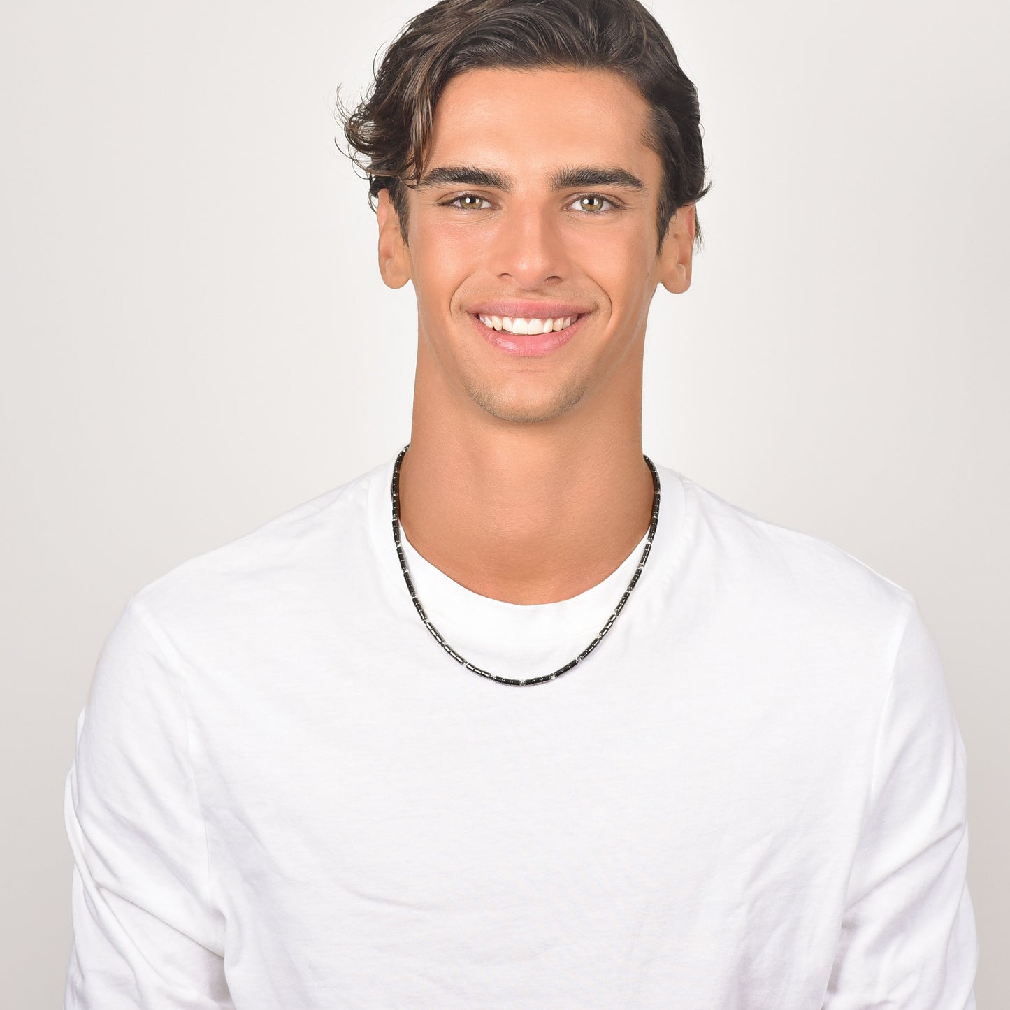 COLLAR DE HOMBRE DE ACERO CON IP ARMA HEMATITA Y PLATA