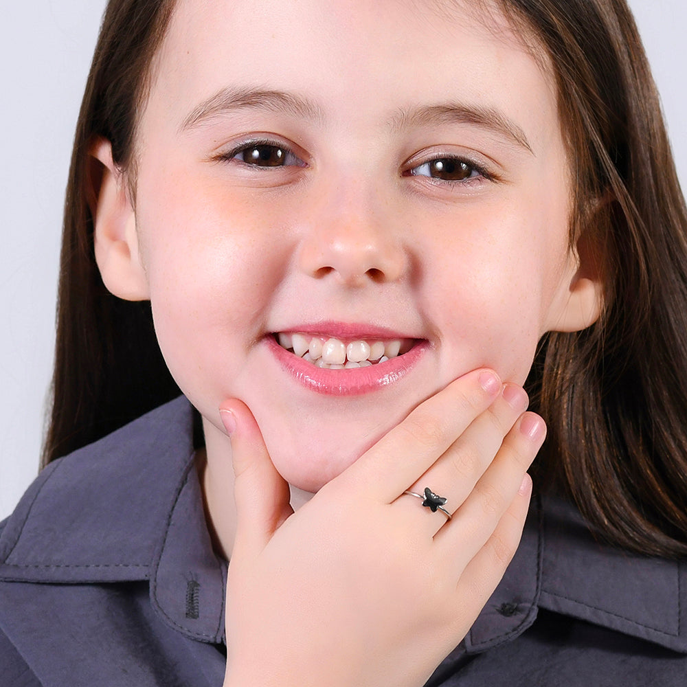 ANILLO DE NIÑA DE ACERO CON MARIPOSAS