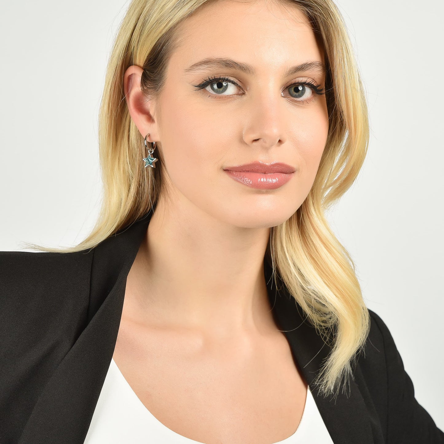 PENDIENTES DE ACERO PARA MUJER CON ESTRELLA AZUL PUNTOS DE LUZ