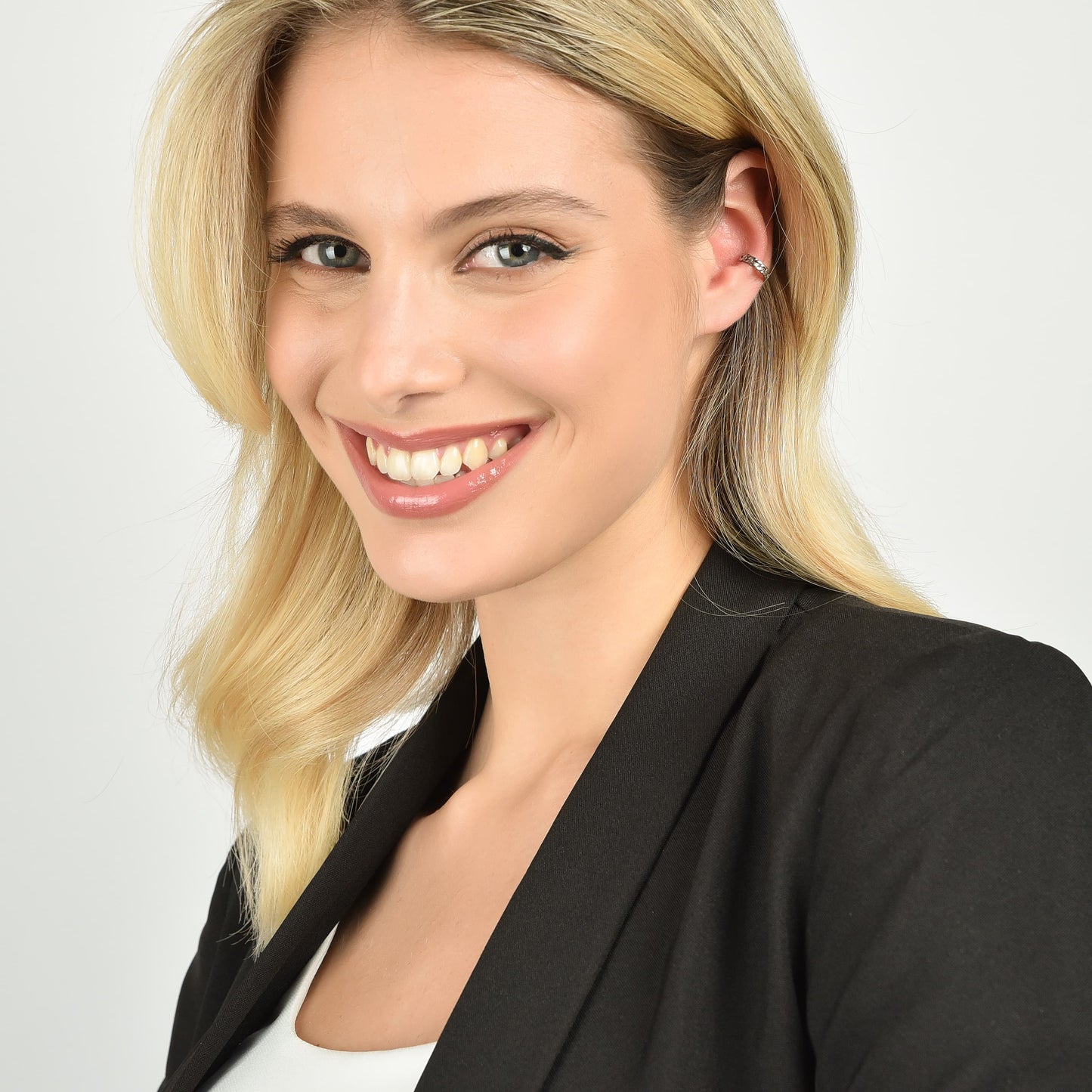 OREJERAS DE ACERO PARA MUJER