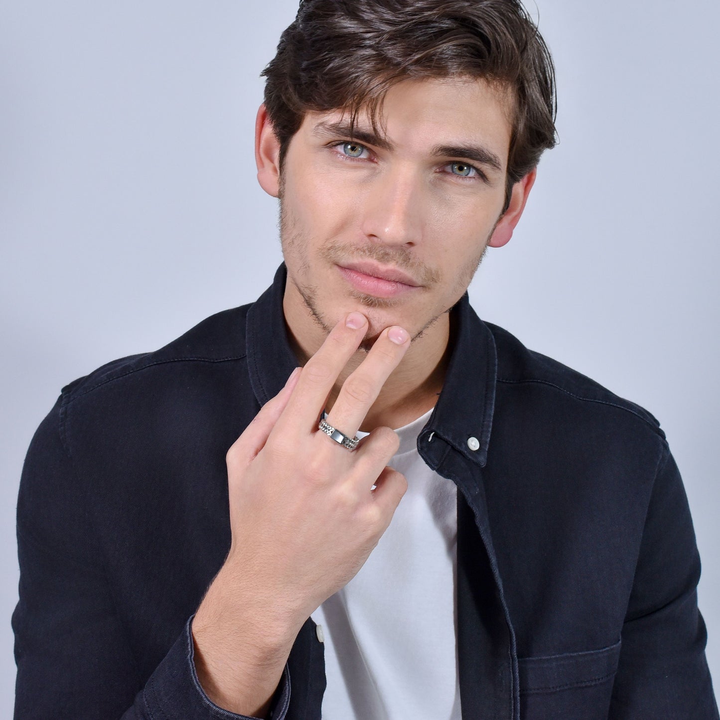 ANILLO HOMBRE DE ACERO