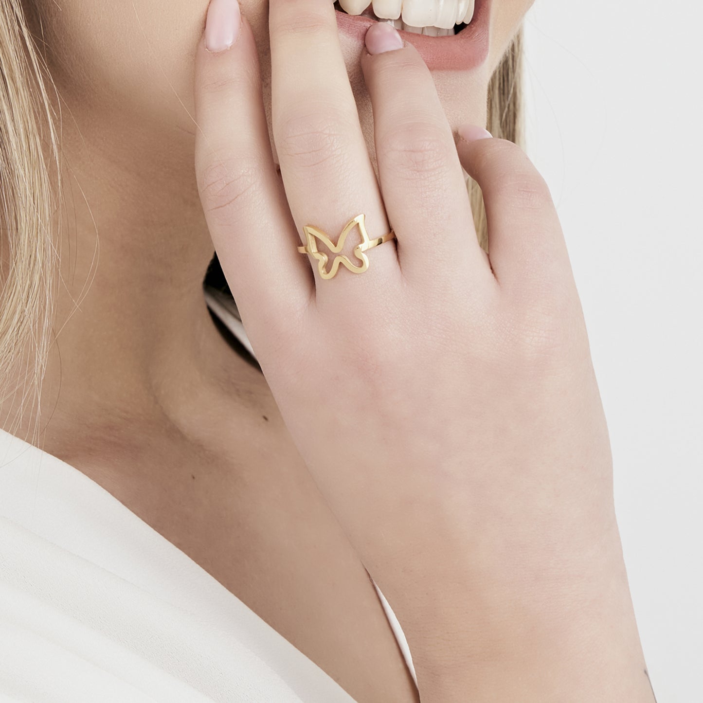 ANILLO DE ACERO IP DE MUJER CON MARIPOSA