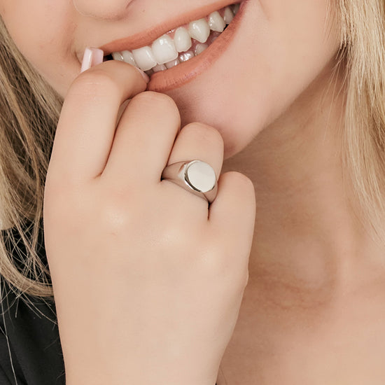 ANILLO DE ACERO PARA MUJER