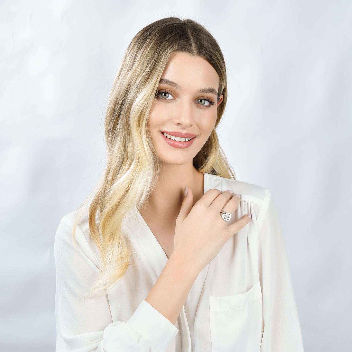 ANILLO DE ACERO DE MUJER LO MAS BONITO ES TENER UNA MAMA COMO TU CON UN CORAZON