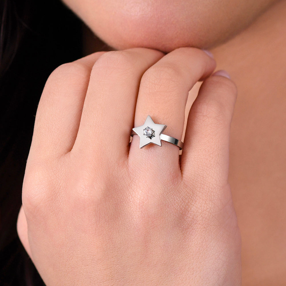 ANILLO DE MUJER ESTRELLA DE ACERO Y CIRCONITA