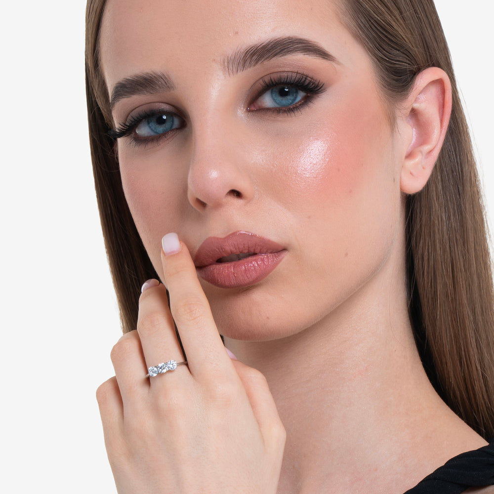 ANELLO DONNA IN ACCIAIO CON  CRISTALLI BIANCHI