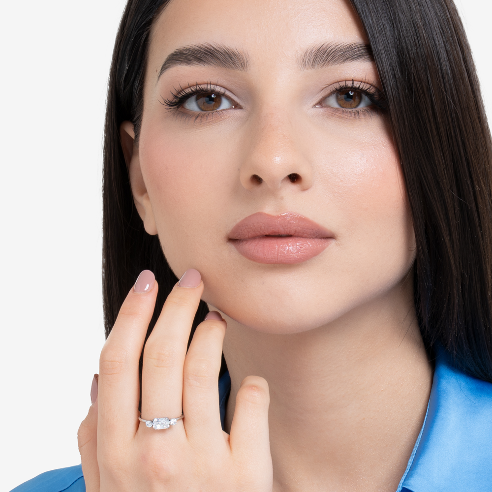 ANELLO DONNA IN ACCIAIO CON ZIRCONI BIANCHI