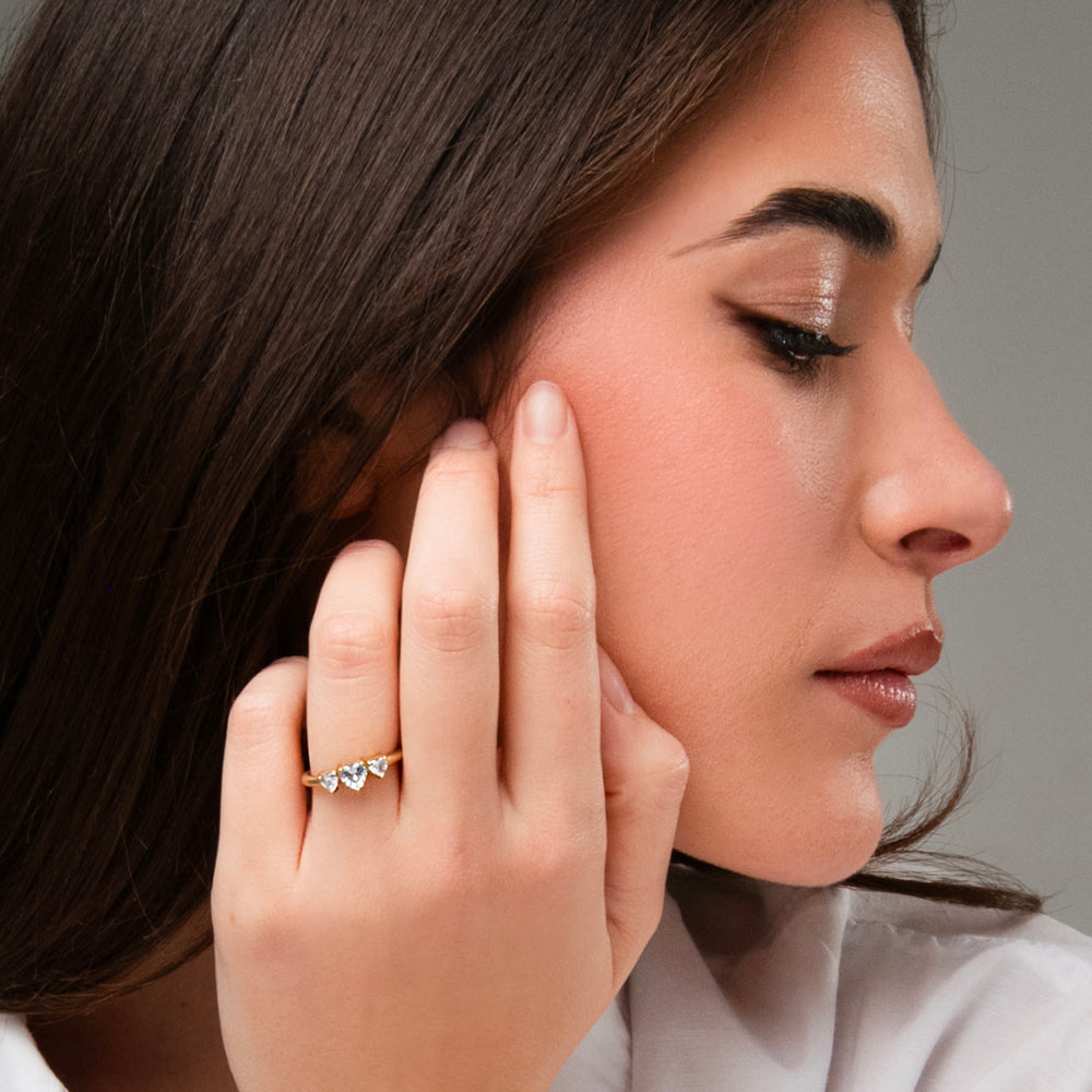 ANELLO DONNA IN ACCIAIO IP GOLD CON CUORI CON ZIRCONI BIANCHI