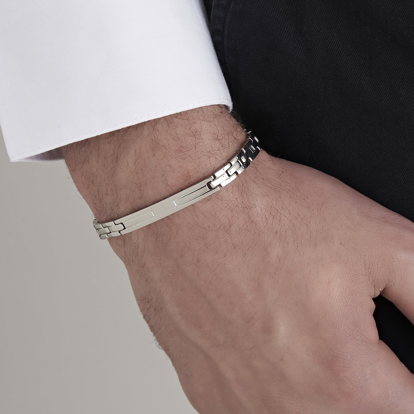 BRAZALETE DE ACERO DE ESLABONES ESTRECHOS PARA HOMBRE