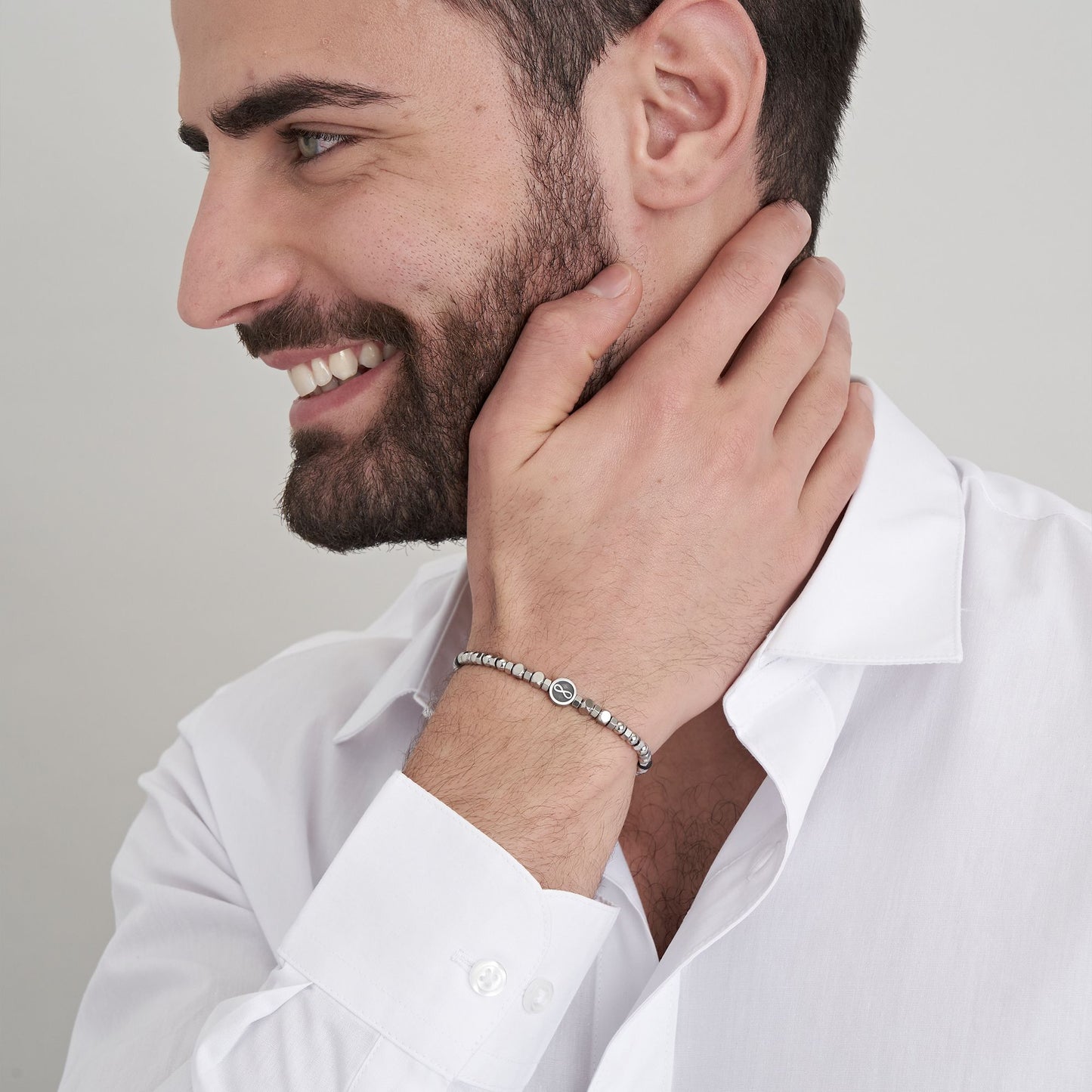 PULSERA DE ACERO PARA HOMBRE CON ÁGATA NEGRA E INFINITO