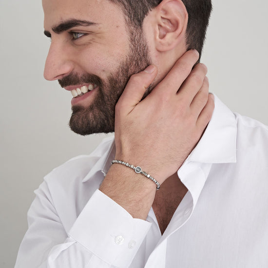 PULSERA DE ACERO PARA HOMBRE CON ÁGATA NEGRA E INFINITO