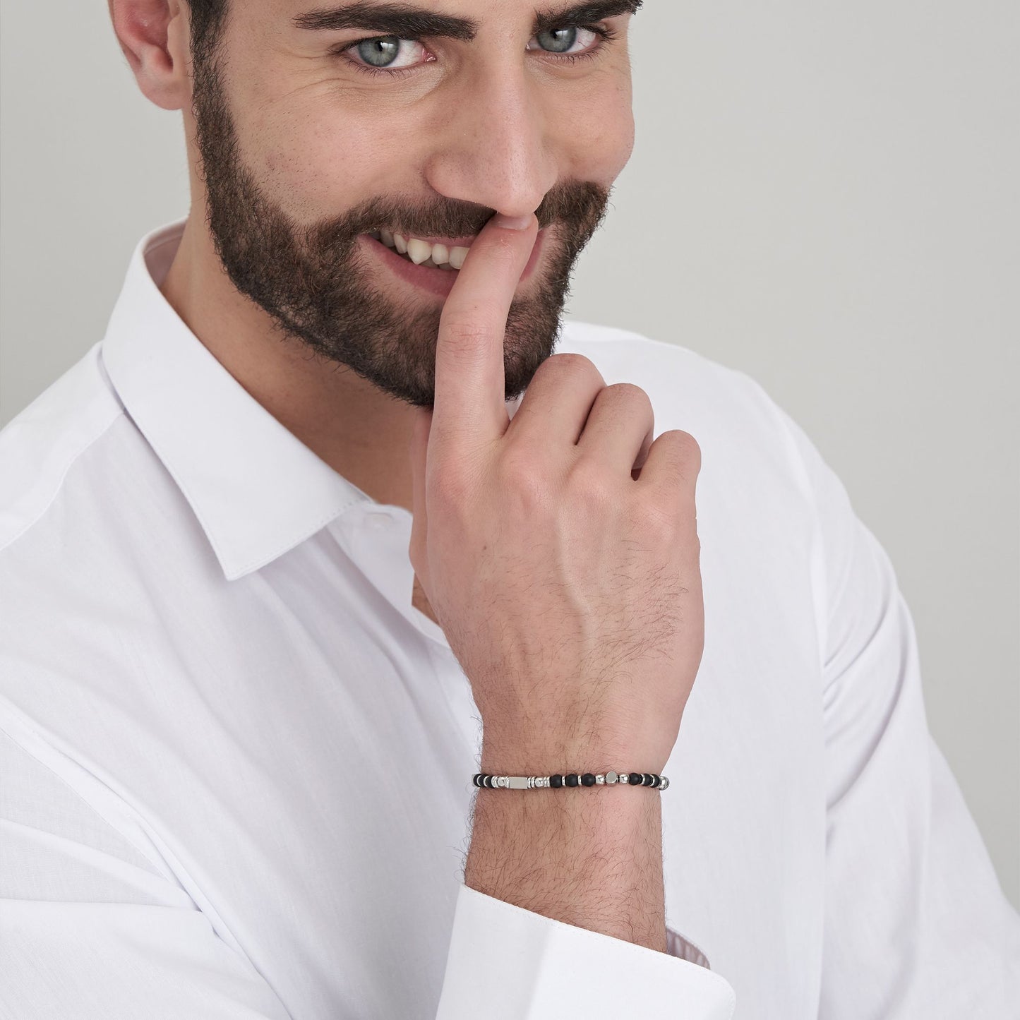 BRAZALETE DE ACERO PARA HOMBRE CON ÁGATA NEGRA