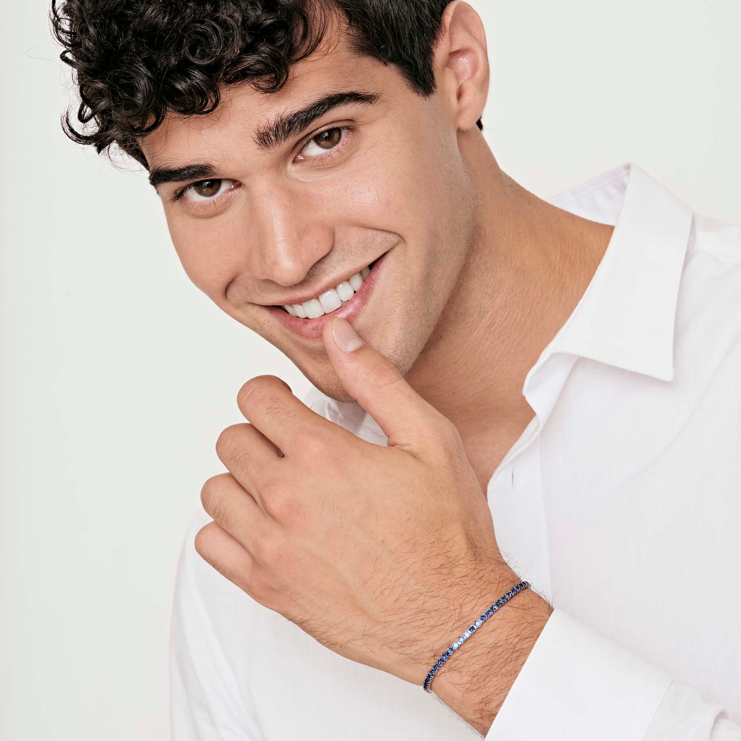 PULSERA DE TENIS DE ACERO PARA HOMBRE CON CRISTALES AZULES
