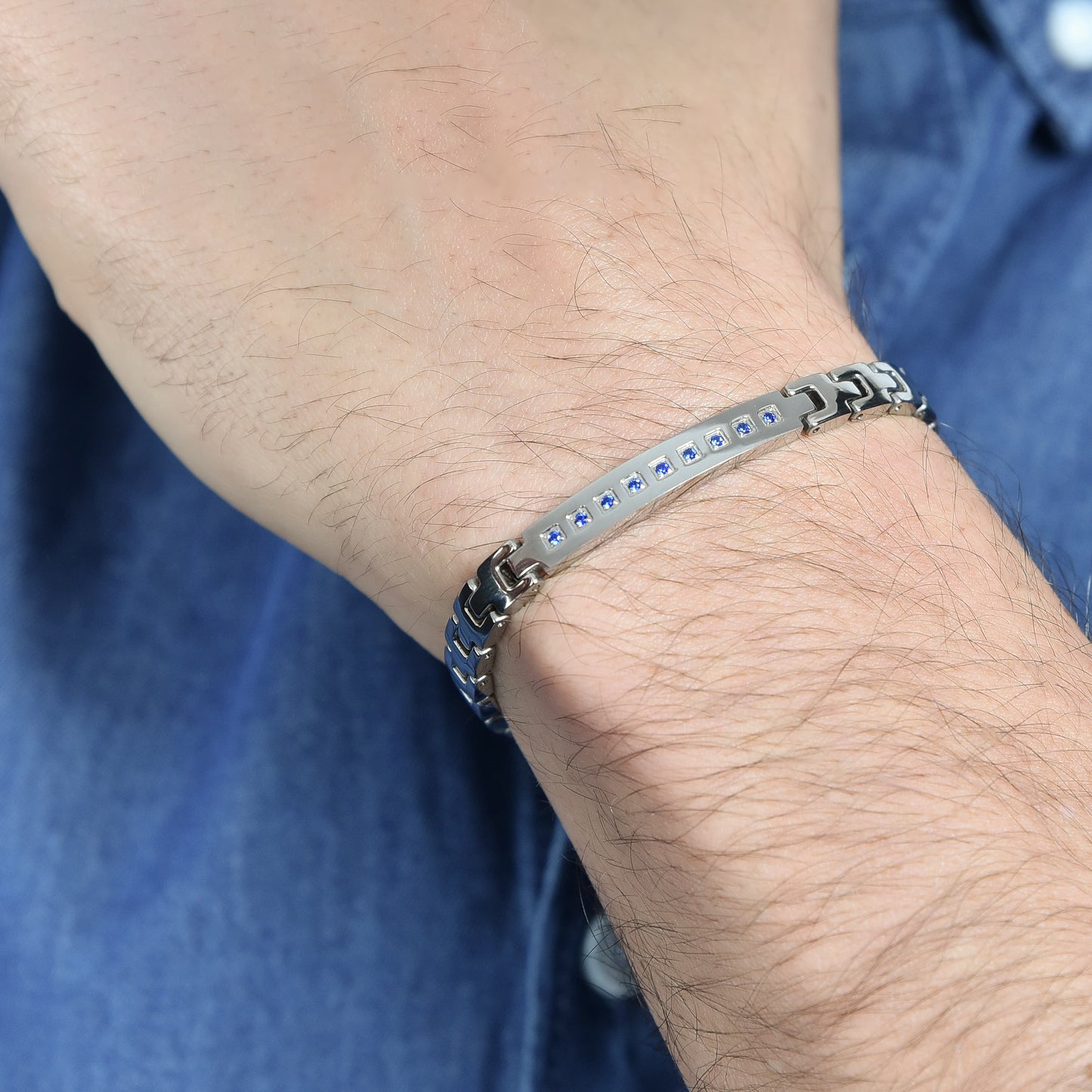 PULSERA DE ACERO PARA HOMBRE CON CRISTALES AZULES