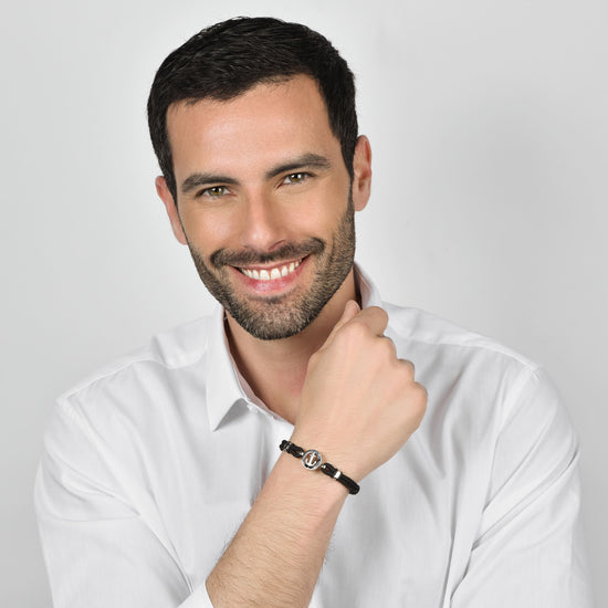 PULSERA DE CABALLERO DE CUERDA NEGRA CON ANCLA ESMALTADA NEGRA