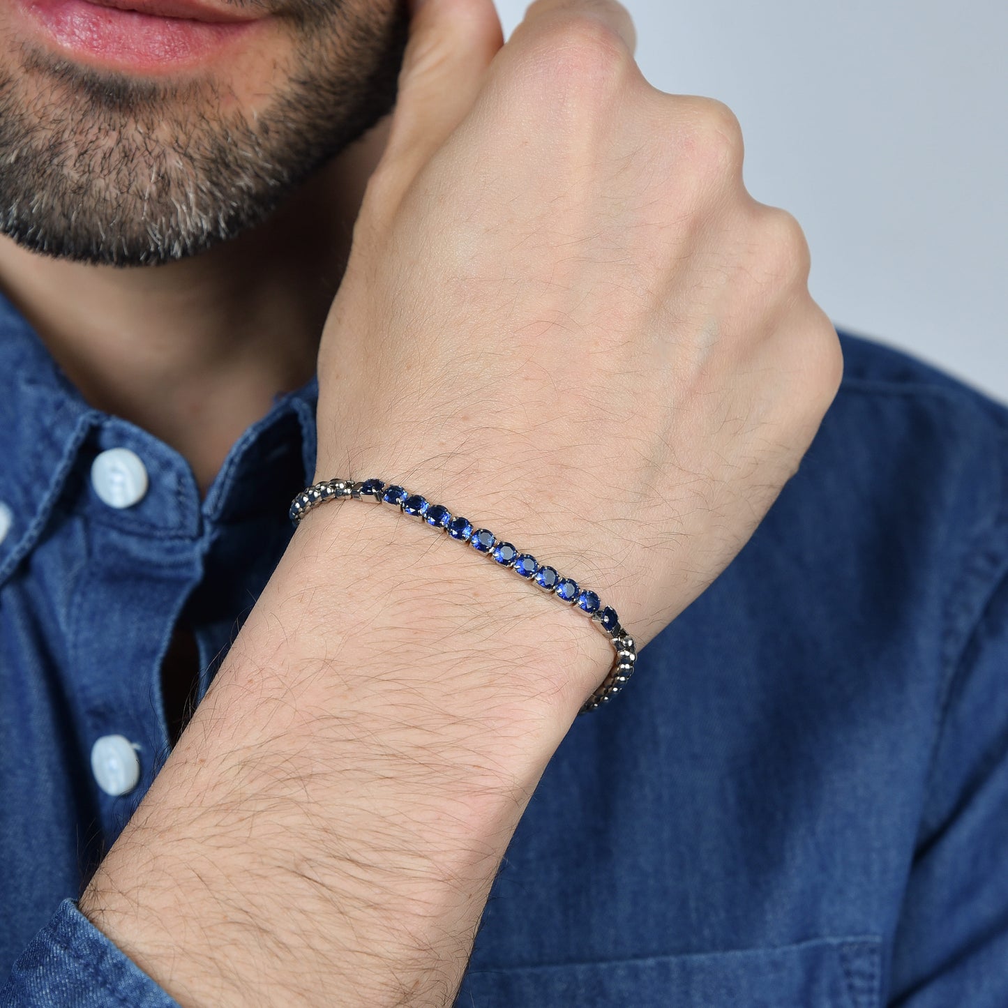 PULSERA DE ACERO PARA HOMBRE CON CRISTALES AZULES