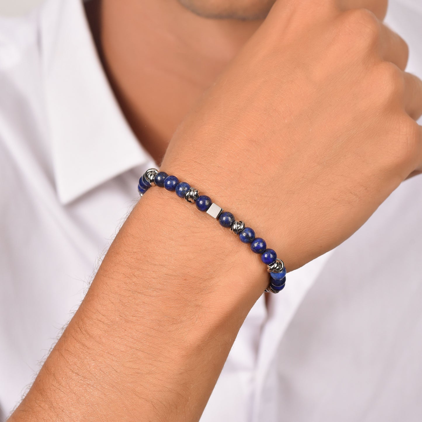 PULSERA DE ACERO PARA HOMBRE CON PIEDRAS AZULES Y ELEMENTOS DE ACERO