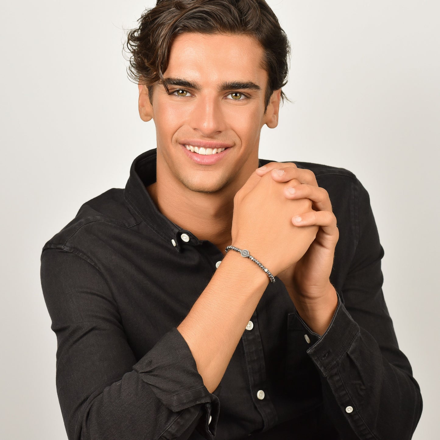 BRAZALETE DE ACERO PARA HOMBRE CON CORONA Y ESMALTE NEGRO