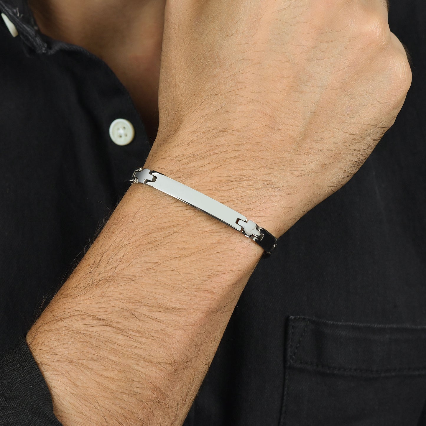 PULSERA DE ACERO PARA HOMBRE CON PLACA Y CRUCES DE PLATA