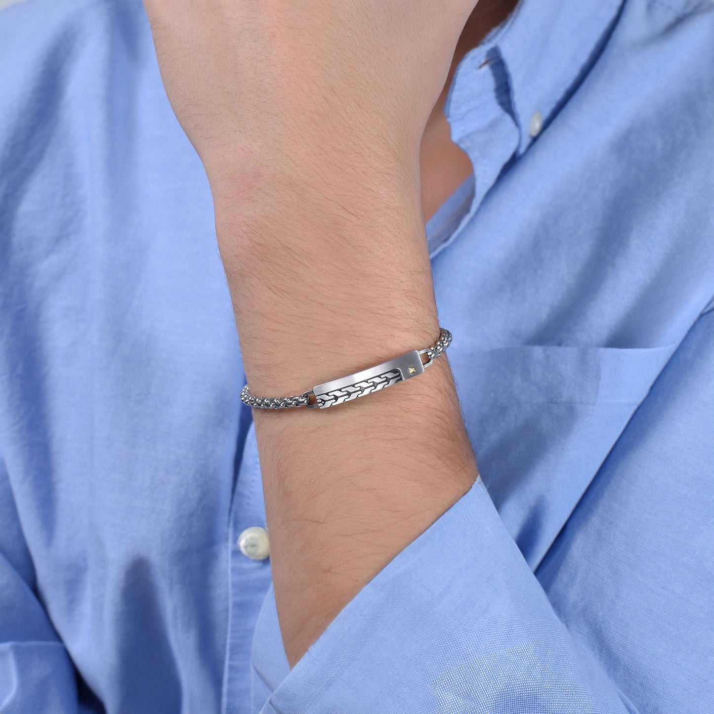 PULSERA DE ACERO PARA HOMBRE CON ELEMENTO