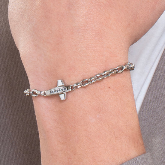 PULSERA DE HOMBRE CON CRUZ DE ACERO Y CIRCONITA NEGRA