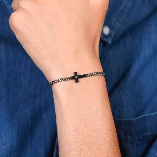 PULSERA ACERO IP CRUZ NEGRA Y CIRCONITAS BLANCAS