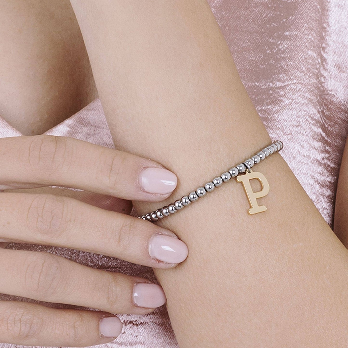 BRACCIALE DONNA IN ACCIAIO PALLINATO CON LETTERA P