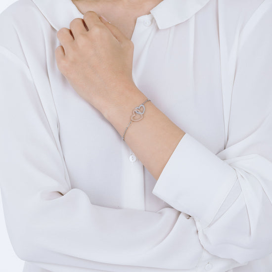 PULSERA DE ACERO CON CORAZONES DE ACERO Y ROSA IP DE ACERO