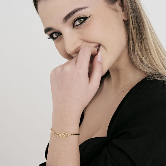 IP PULSERA DE ACERO DORADO PARA MUJER CON CORAZÓN E INFINITO