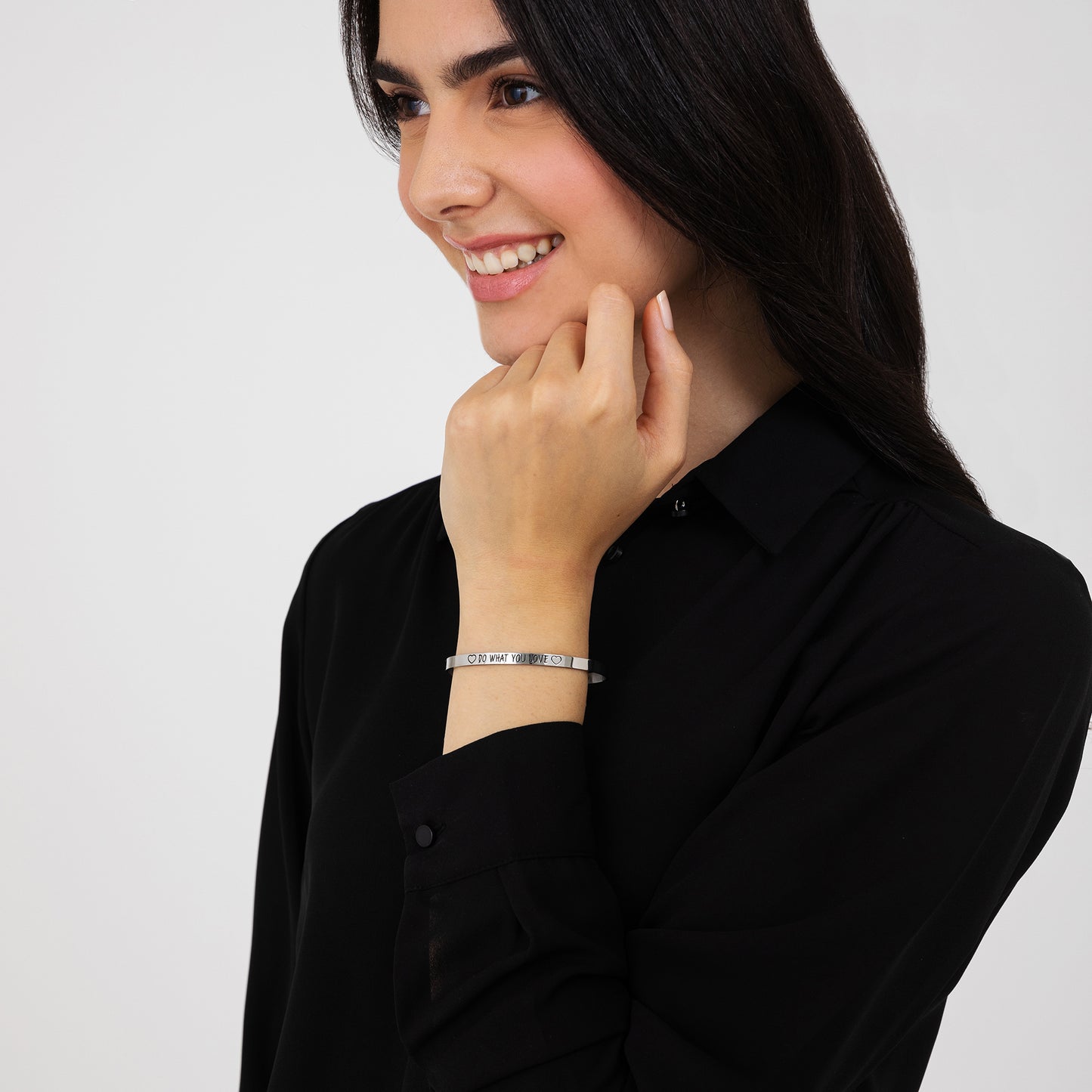 EL BRAZALETE DE ACERO HACE LO QUE TE GUSTA