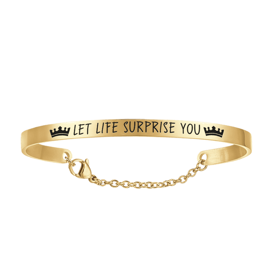 DEJA QUE LA VIDA TE SORPRENDA BRAZALETE DE ACERO DORADO PARA MUJER