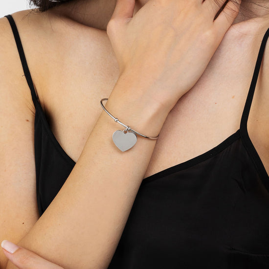 PULSERA PERSONALIZADA DE ACERO PARA MUJER CON CORAZÓN
