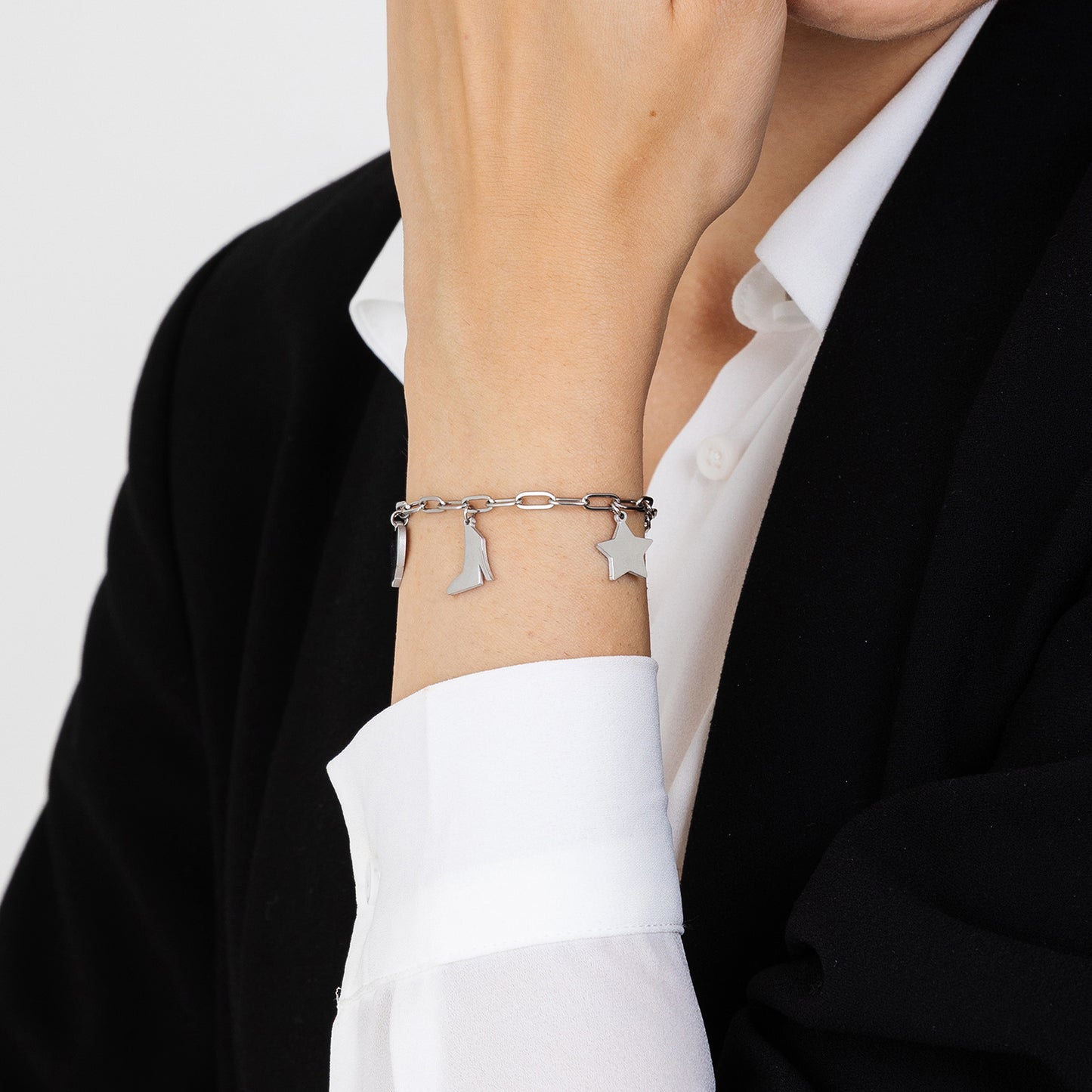 PULSERA DE ACERO PARA MUJER CON CORAZÓN, ZAPATO Y ESTRELLA