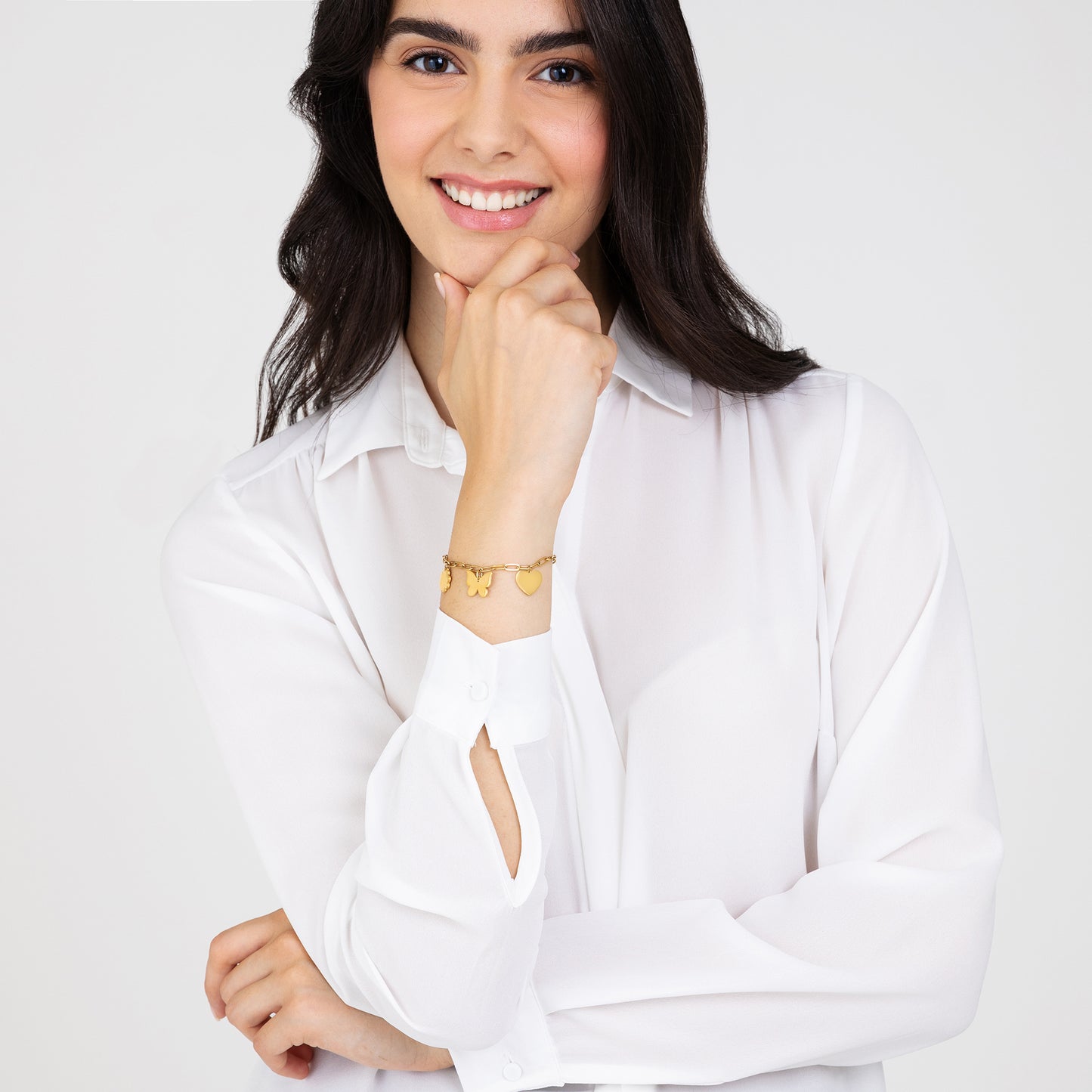 PULSERA DE ACERO DORADO PARA MUJER CON CORAZÓN, MARIPOSA Y TRÉBOL DE CUATRO HOJAS