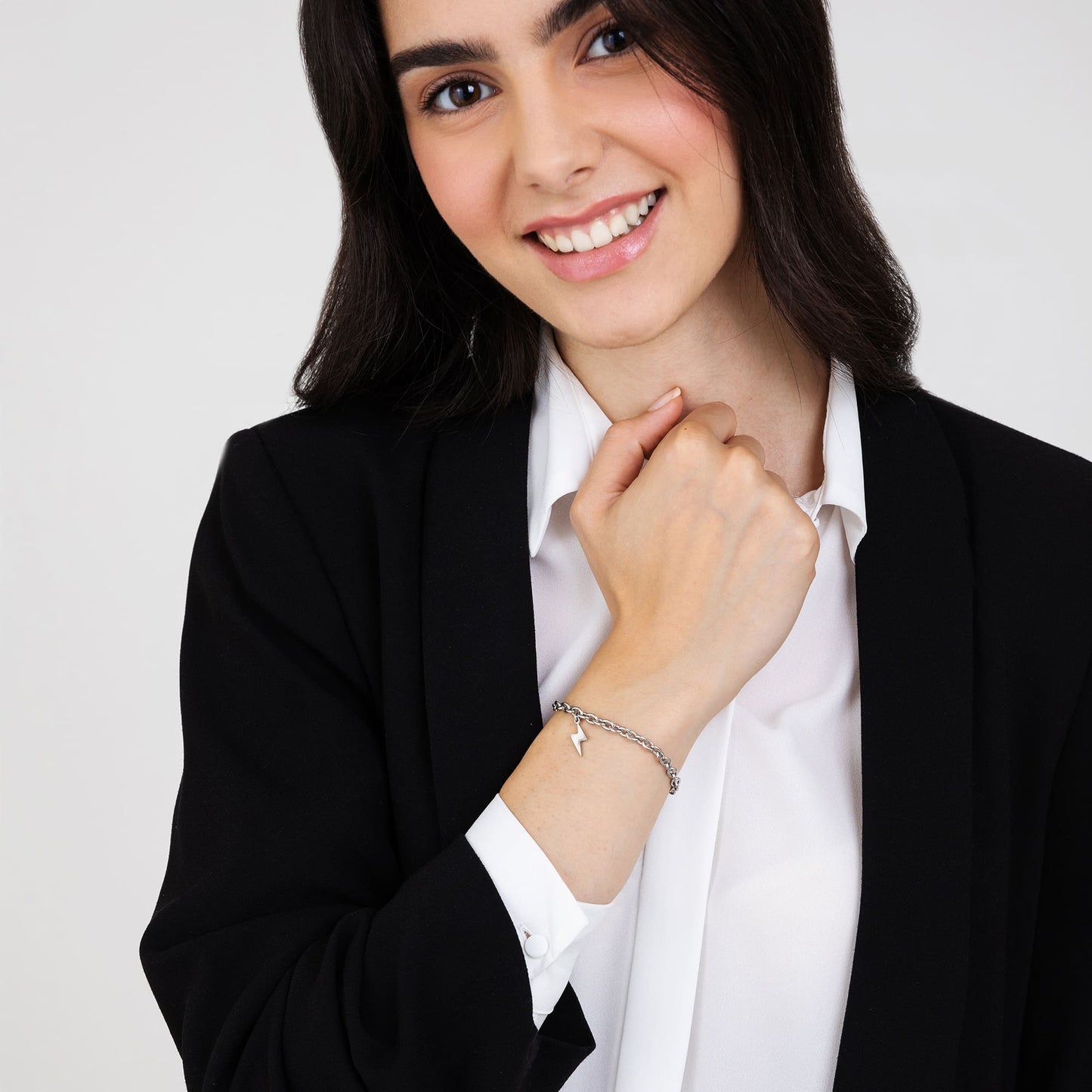 BRAZALETE DE ACERO RELÁMPAGO PARA MUJER