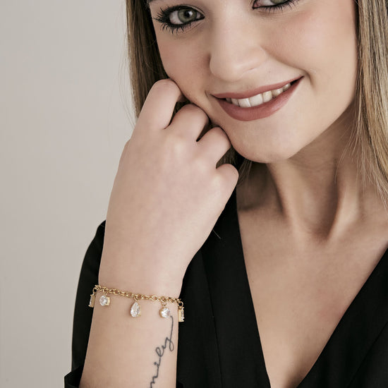 IP PULSERA DE ACERO DORADO PARA MUJER CON CRISTALES BLANCOS