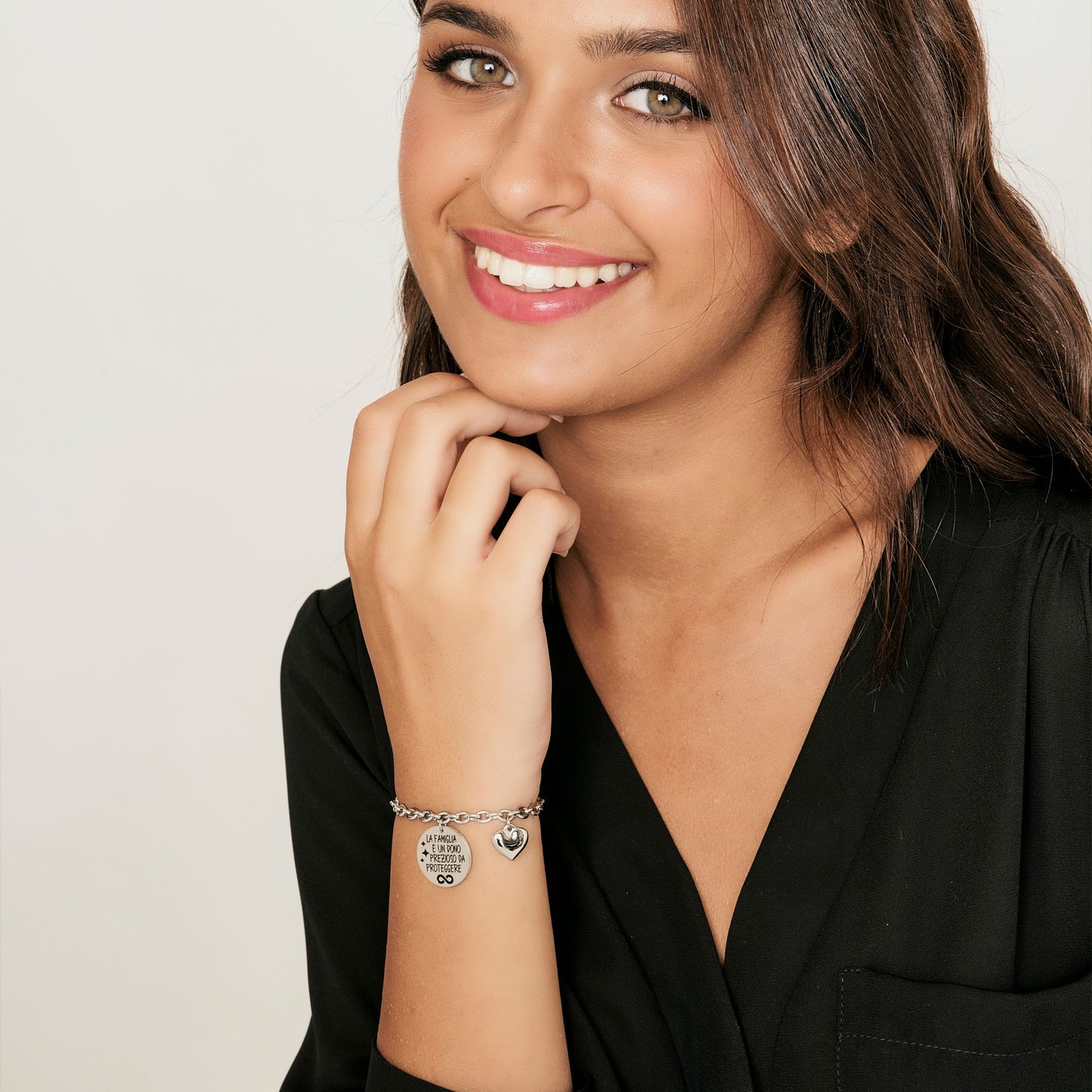 PULSERA DE ACERO DE LAS MUJERES LA FAMILIA ES UN REGALO PRECIOSO PARA PROTEGER